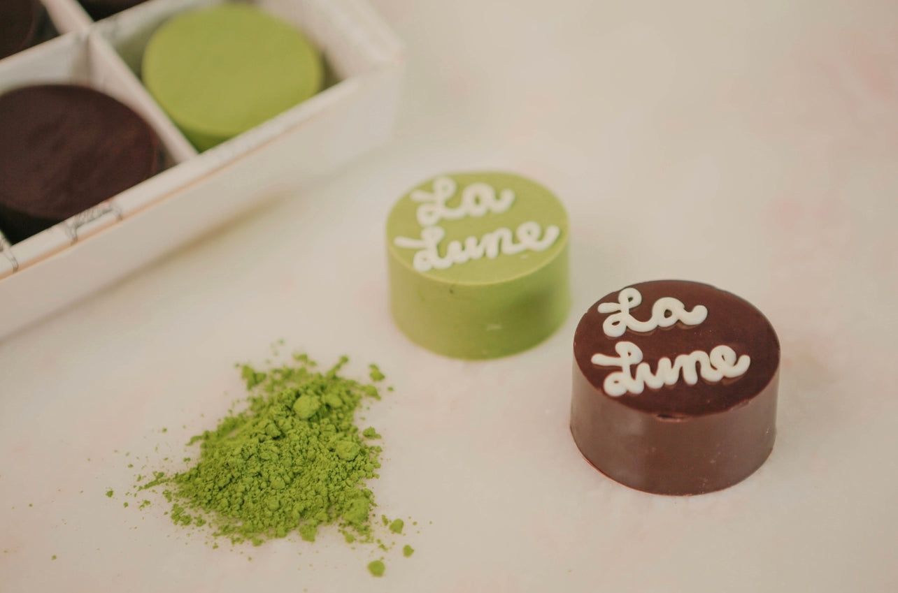 La Lune Passion & Matcha Moon Cakes (9 pieces or 4 pieces) – Le Dessert