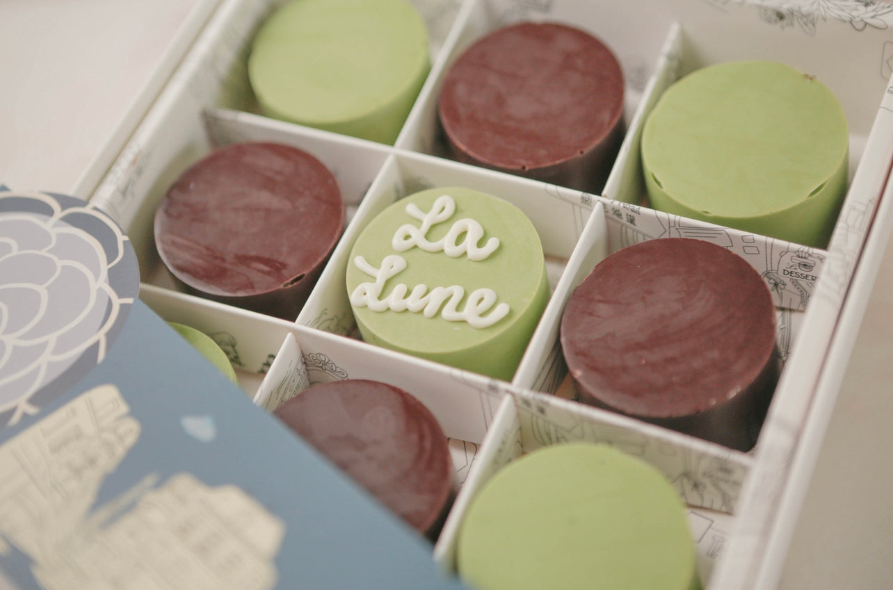 La Lune Passion & Matcha Moon Cakes (9 pieces or 4 pieces) – Le Dessert